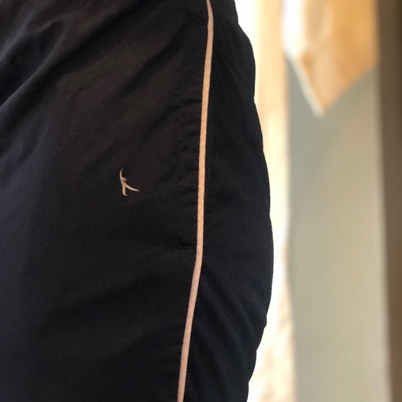 Sweats - Picture 2 of 4